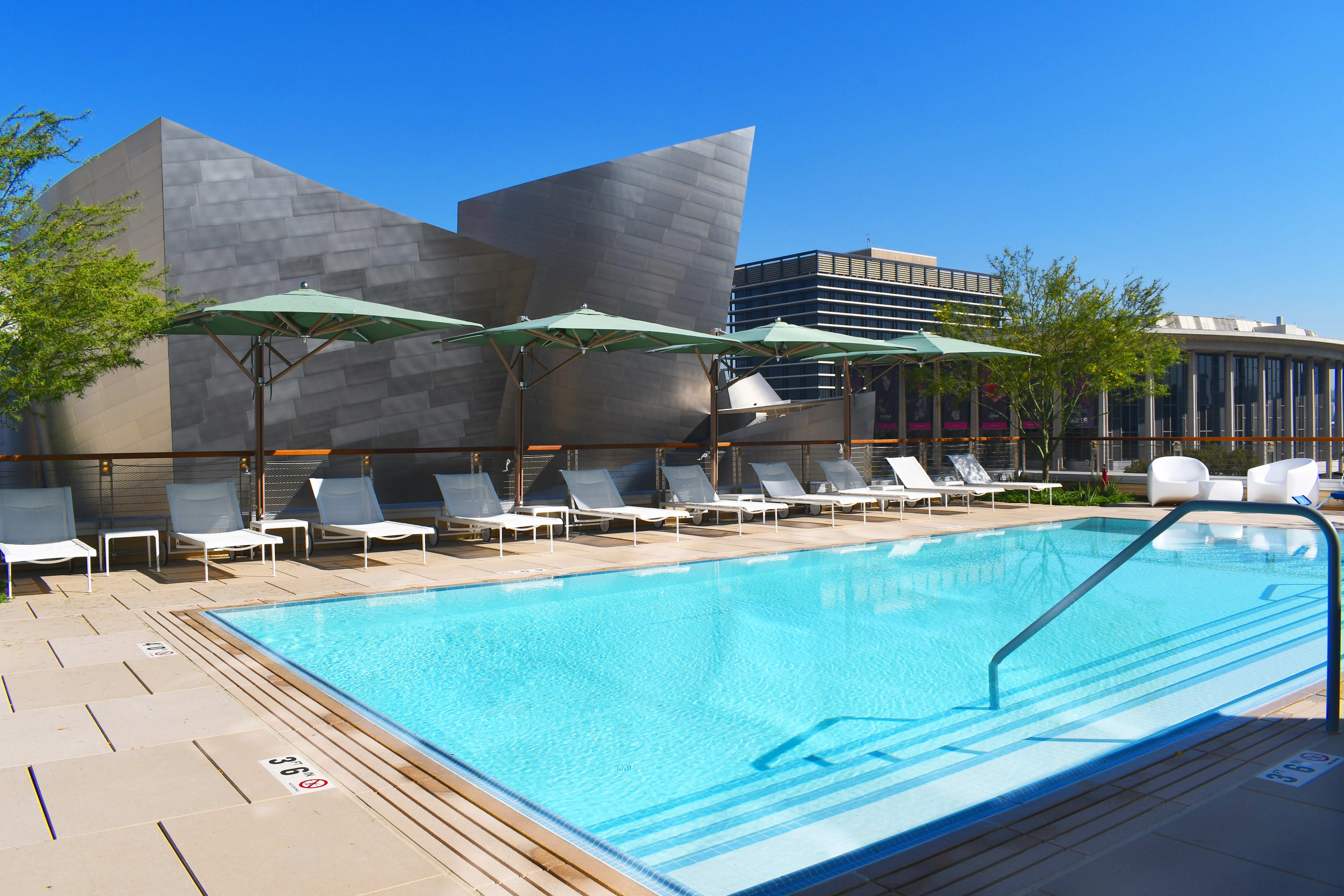 Hospitaltiy and Resort Small Pool